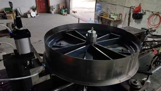Machine de fabrication de brides à croûte hydraulique automatique pour ventilateurs axiaux