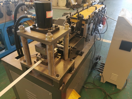 Machine à boucle à baril pour fermeture d'anneau de serrage d'anneau de tambour d'anneau de fermeture
