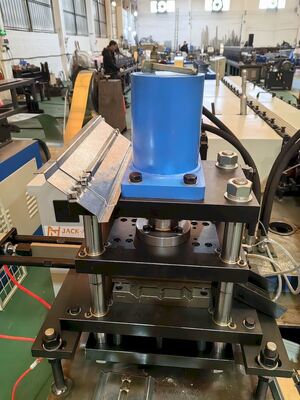 Machine de formage à froid de volets coupe-feu | Ligne de production de volets Triple V et profilés aérodynamiques
