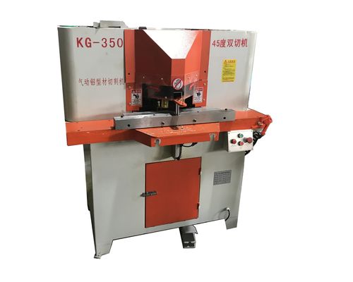 Découpeuse en aluminium en aluminium de profil de machine de soudure de diffuseur d'évent